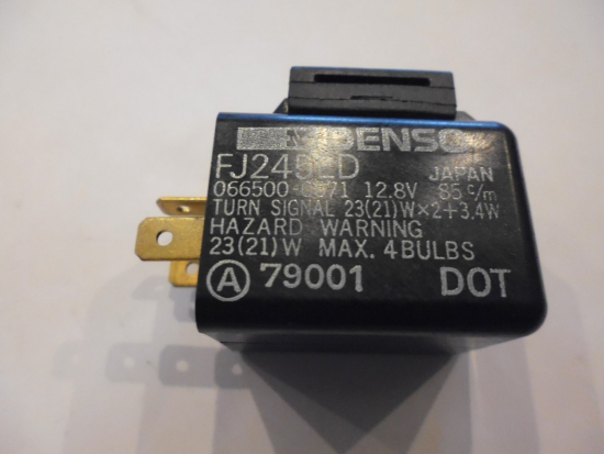 Blinkerrelais flasher relay assy Yamaha Dt 125 Sr 500 1U3-83350-40