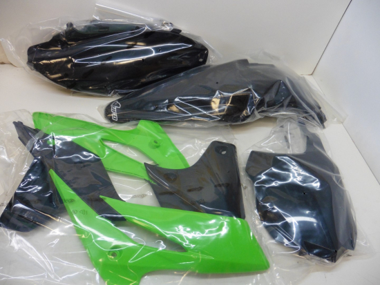 Verkleidungssatz Plastiksatz plastic kit passt an Kawasaki Kxf 250 2013 grn-sw