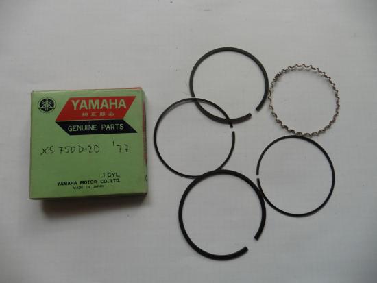 Kolbenringeset + 0,25 1. m piston rings passt an Yamaha Xs 750 1977 1J7-11610