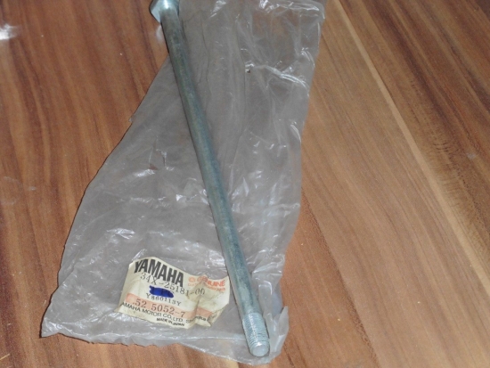 Radachse Achse Schraube screw axle wheel passt an Yamaha Xt Rt Ttr 34X-25181-00