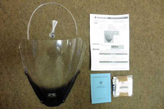 Windschild Windschutzscheibe screen passt an Suzuki Gsx-R 600 990D0-37H50-CLE