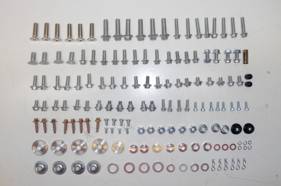 Schraubensatz 158-teilig Schraubenkit screw bolt Motorrad passt an Ktm Lc4 Exc