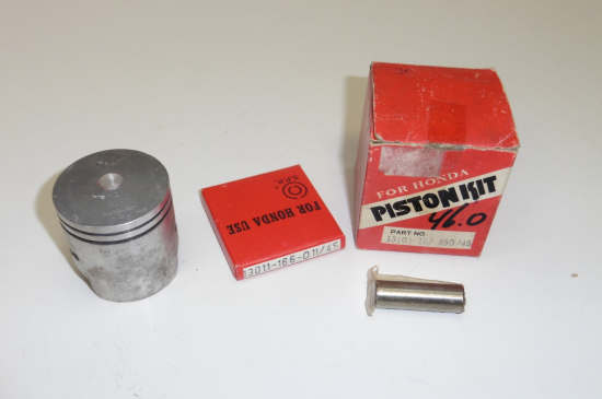 Kolbenkit  46 Standard Kolbenringe ohne Clip passt an Honda Mb5 A 13103-167