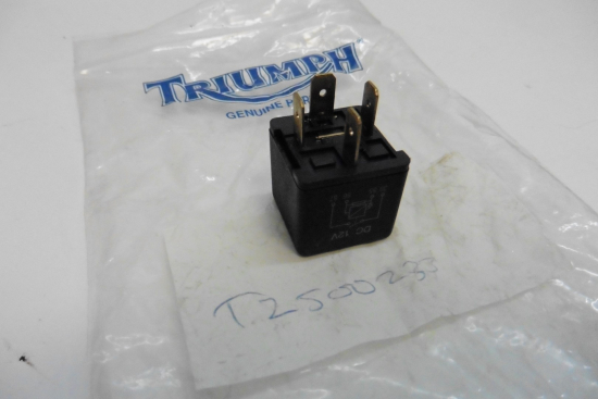 Relais Schalter switch relay passt an Triumph Sprint St T2500233