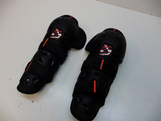 Knieschtzer Knieprotektoren knee guard Enduro Mx passt an Ktm passt an Suzuki