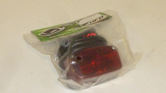 Rcklicht Heckleuchte Schlusslicht rear taillight fr PP01204 rot