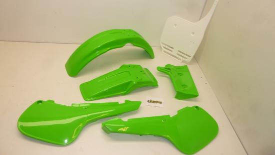 Verkleidungssatz Plastiksatz plastic kit passt an Kawasaki Kx 60 84-04  grn-w